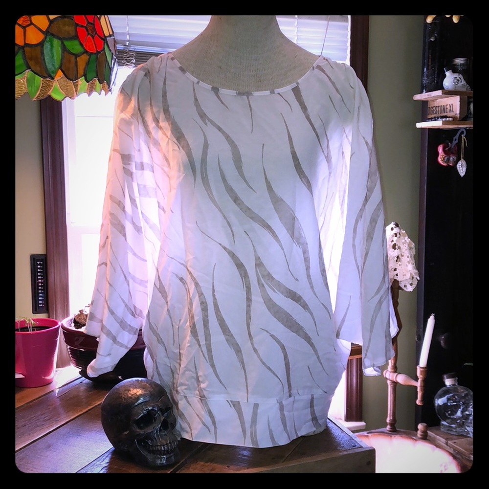 Chico’s beige blouse